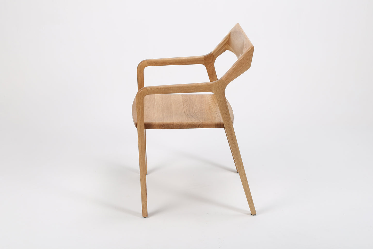 Primera Erste chair - Walnut