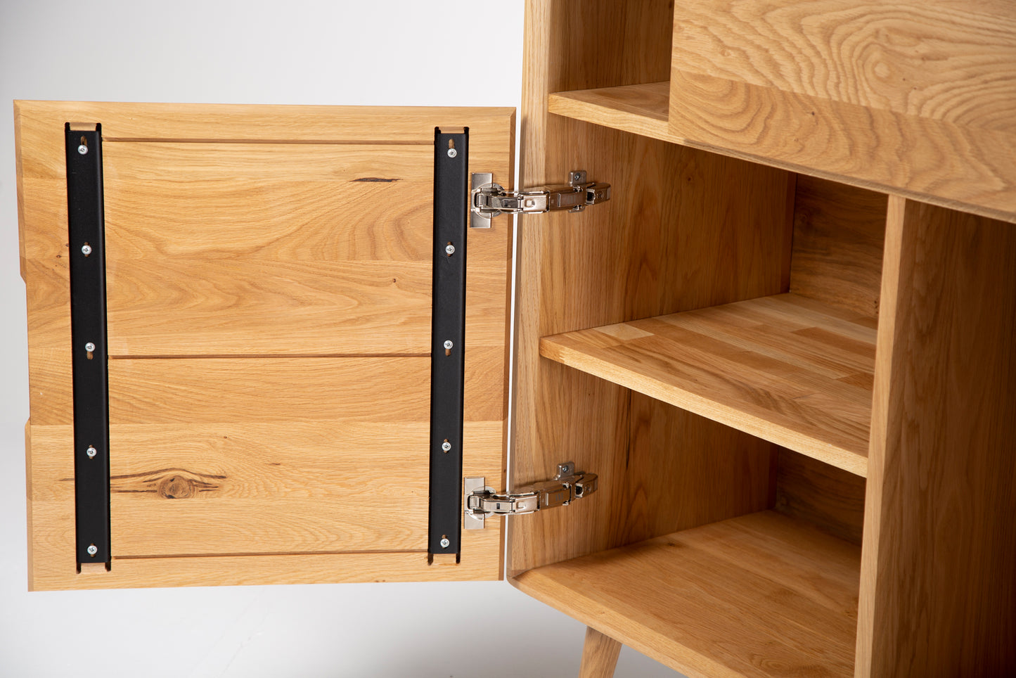 Primera Mua storage kabinet - Oak